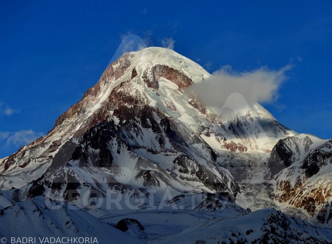 Alpine tour to mount Kazbek (Kazbegi) - Climb to Mkinvartsveri 5047m