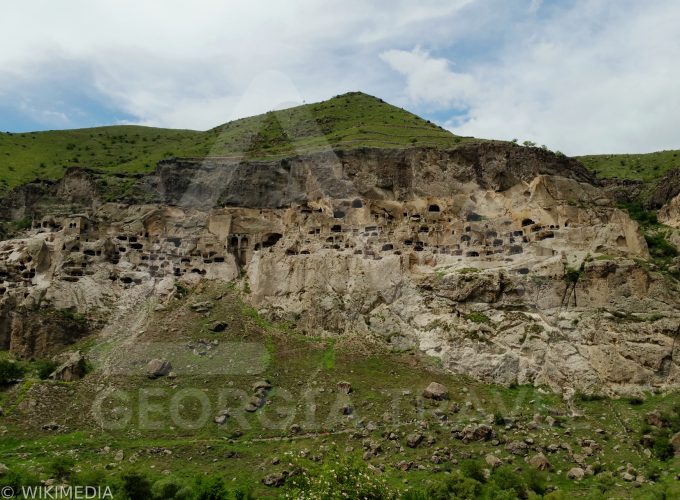 Private tour to ancient caves of Vardzia, Rabati & Khertvisi fortresses