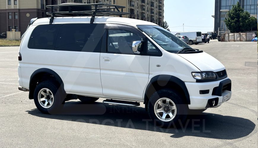 Mitsubishi Delica For Rent